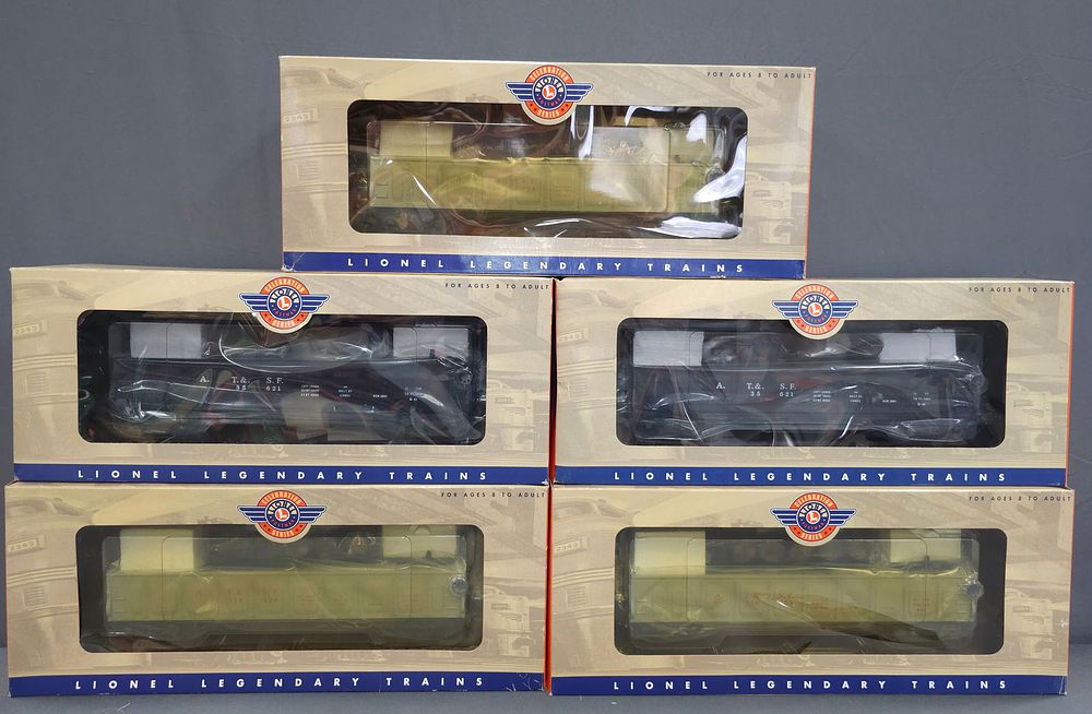 Lot 242: Lionel Barrel Cars Lot 5 (NIB) Modern Era, O Gauge. Lionel Barrel Cars Lot 5 (New In Box) C-9