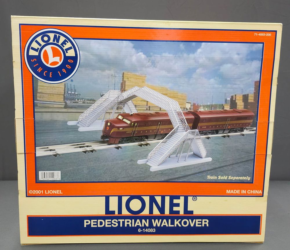 Lot 250: Lionel Pedestrian Walk Over (NIB) Lionel 6-14083, Pedestrian Walk Over (NIB) C-9+