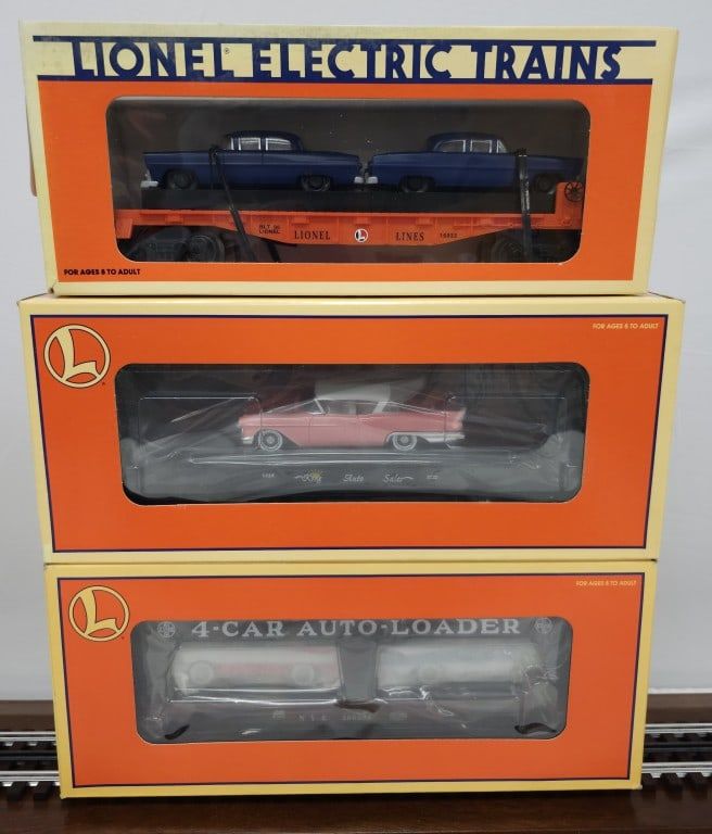 Lot 153: Lionel Car Lot of Three (NIB)