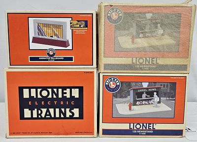 Lionel Train Accessories Lot of Four in C-10. Lionel Train Accessories Lot of Four, All new in