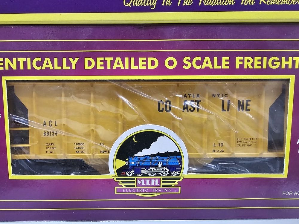 Lot 236: MTH ACL Stock Car & PS-2 Hopper Car