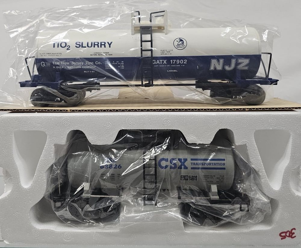 Lot 240: Lionel & MTH Tank Car Lot of 2