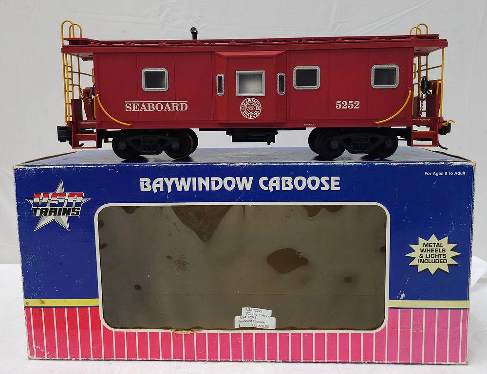 Lot 136: USA TRAINS Seaboard Baywindow Caboose
