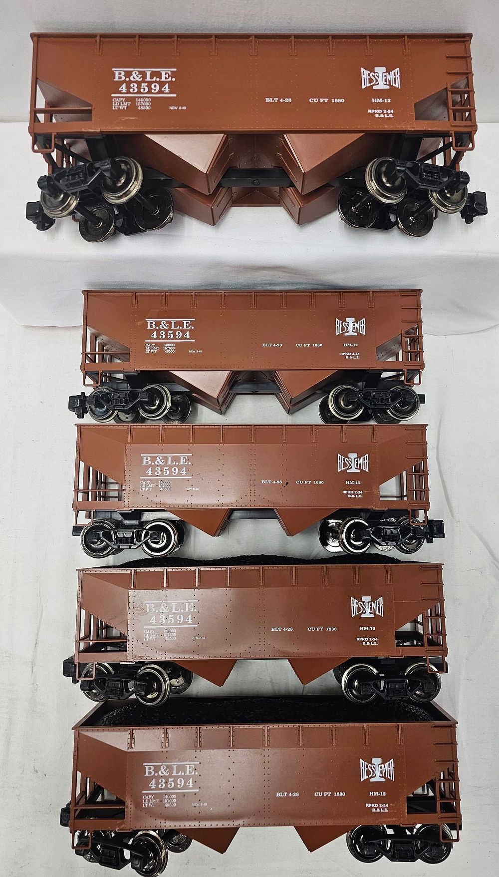 Lot 152: G-Scale B & L.E. 2-Bay Hopper W/Coal Load