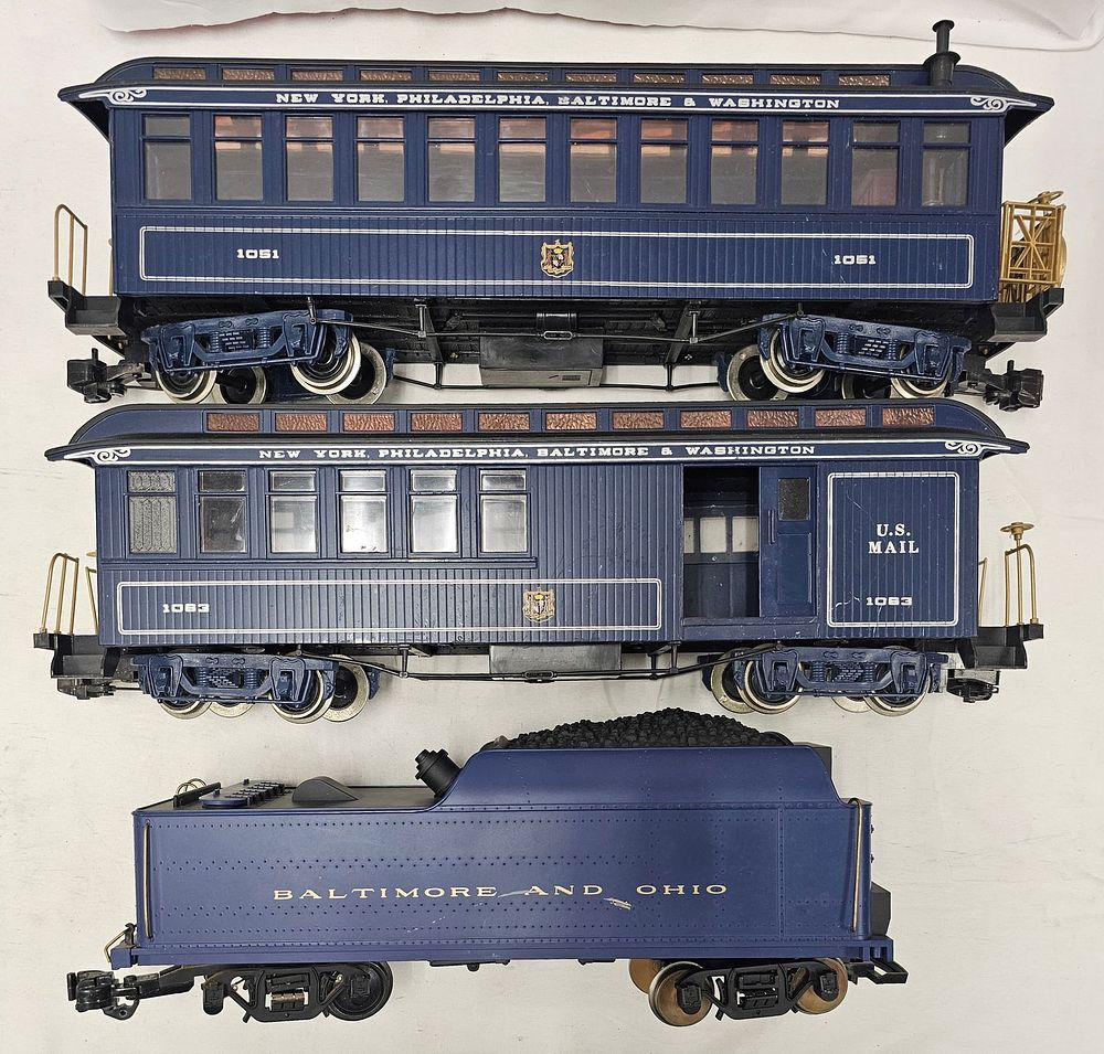Lot 165: G-Scale Tender & Passenger Car Lot