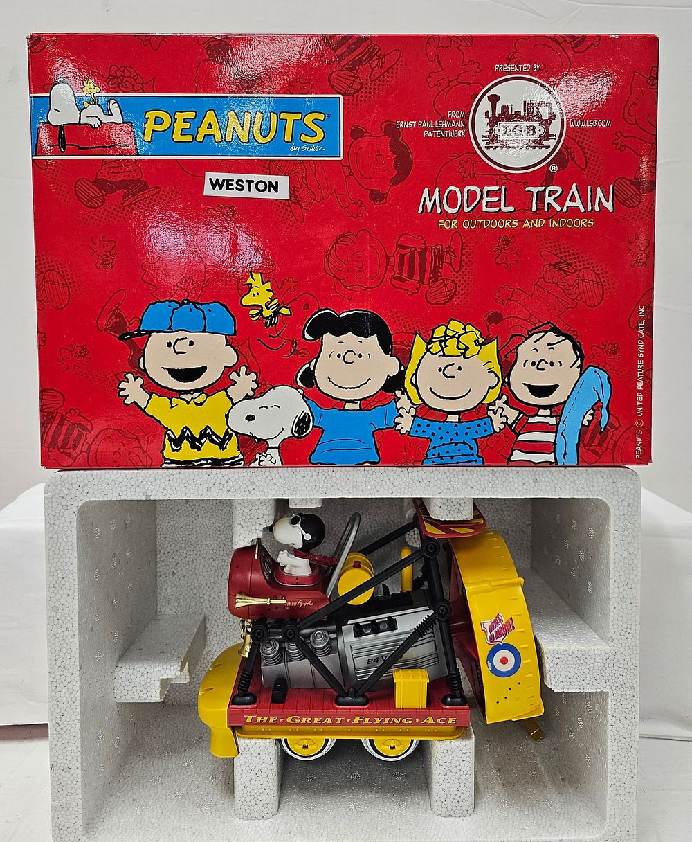Lot 166: LGB 24020 G-Scale Peanuts Snoopy Flyer Train