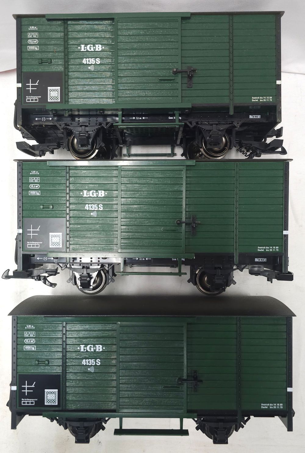 Lot 172: LGB G-Scale 4135S Boxcar Lot of 3