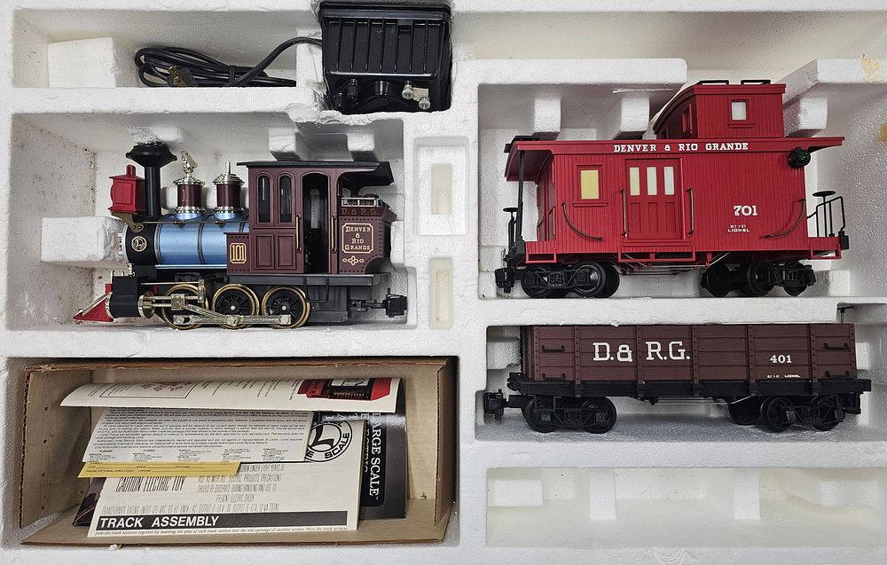 Lot 191: 1988 Lionel G-Scale Gold Rush Train Set