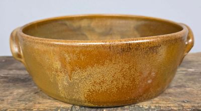 1981 WJ "Bill" Gordy Baking Dish Mountain Gold in collector grade condition, with no damage. 