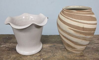 Signed WJ "Bill" Gordy Vase Lot of two, both are in collector grade condtition, no damage. 