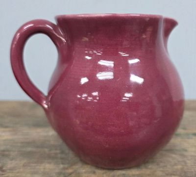 WJ "Bill" Gordy Pink Creamer Signed. WJ "Bill" Gordy Pink Creamer Sigend and in collector grade 