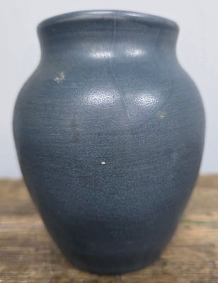 Signed DX Gordy Blue Vase in collector grade mint condition. Standing: 5" Tall