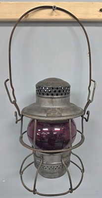 N&WRY (Adlake Kero) Red Signal Lantern. Norfolk &amp; Western RailYard (Adlake Kero) Red Signal 