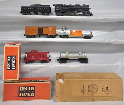 Lionel Postwar Factory Train Set , collector grade condition all have boxes. B-3, C-7+ - C-8.5+ 