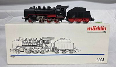 Marklin HO Train BR24 - 3003 Steam Locomotive in oriiginal box, tested and in working order.
