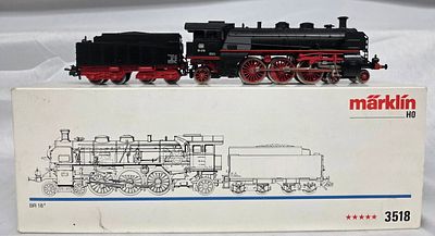 Marklin 3518 HO Train BR18 Steam Locomotive in original box, tested and in working order.
