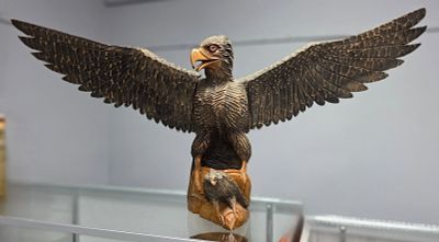 Folk Art Wooden Carved Eagle & Fledgling Statue. 1960-70s Fantastic Folk Art Wooden Carved Eagle 
