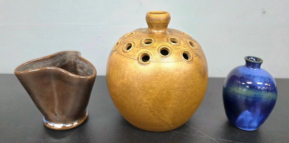 Lot 106A: Early Bill Gordy Art Pottery Lot of 3