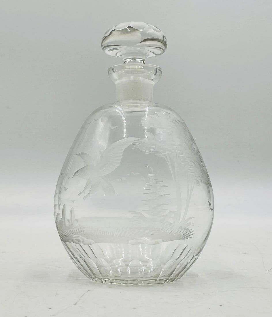 Etched Crystal Glass Decanter with Stopper – Nature Scene Motif. Elegant hand-etched crystal 