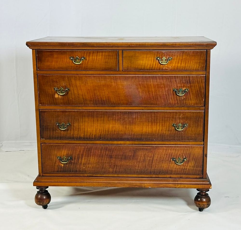 5 Drawer Dresser by J.B. Van Sciver, Circa 1940s. Vintage dresser with 5 drawers, designed and 