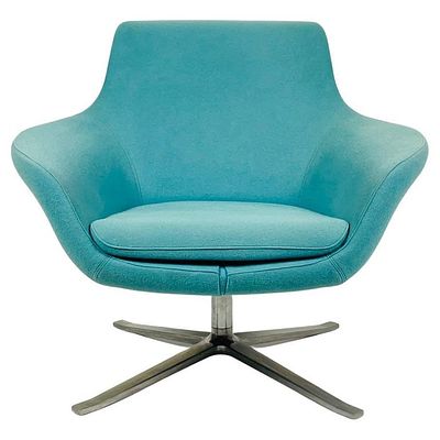 Bob Lounge Chair by Pearson Lloyd for Coalesse/Steelcase. A well-crafted beauty. With flared 