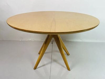 Center Table in the After Osvaldo Borsani. Vintage center table in the style of Osvaldo Borsani. 