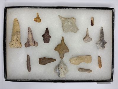 Frame of Points Incl. Several Drills. Assortment of flaked stone projectile points and slender 