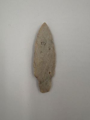 Dickson - 3 1/4in. Dickson-style point measuring 3 1/4 inches, worked from light gray-beige 