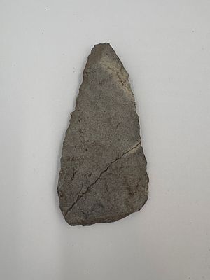 Harahay Knife - 3 1/4in. Narrow teardrop-shaped knife of Winterset chert measuring 3 1/4 inches. 