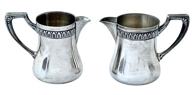 Wilhelm T. Binder WTB - זוג קנקנים גרמנים מיניאטורים ארט נובו Art Nouveau עשויים כסף 800.