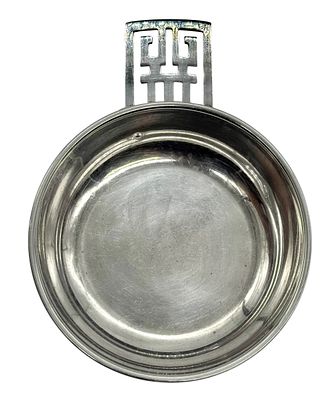 Webster - כלי אמריקאי לטעימת יין עשוי כסף סטרלינג 925 . מידות: 16.5 / 12.5 / 2.8 ס"מ 
משקל: 114.3 גרם