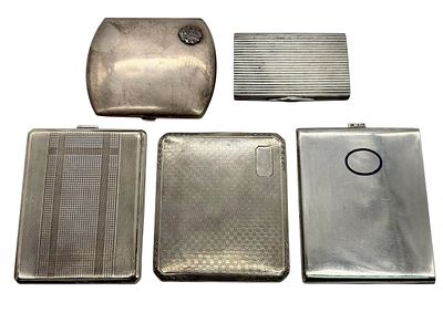 לוט 5 קופסאות סיגריות עשויות כסף 900. מדינות שונות. משקל כולל: 570.8 גרם