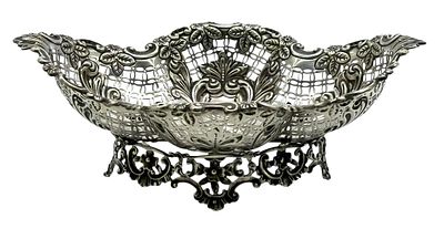 Mappin & Webb Ltd - קערת פירות מהודרת עשויה כסף סטרלינג 925 מעוטרת בעבודה פתוחה Open Work. 