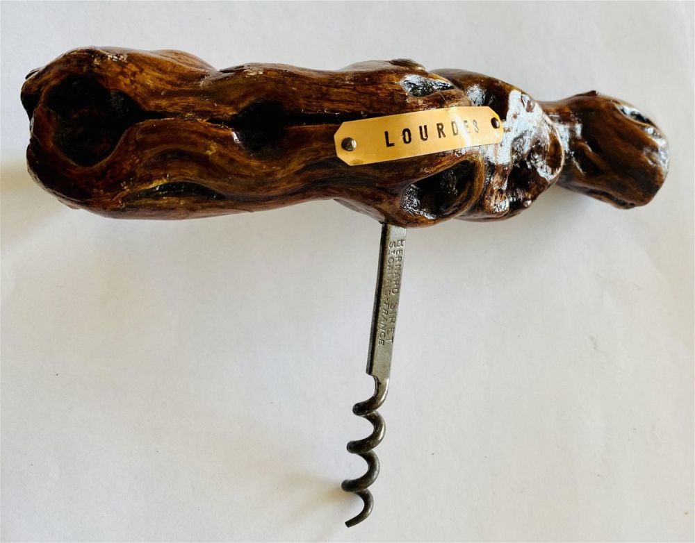 Lot 171: Lourdes vintage corkscrew root handle