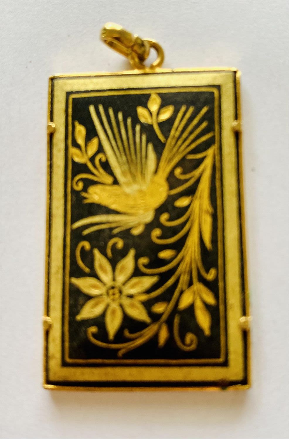 Lot 213: Japanese style pendant black enamel