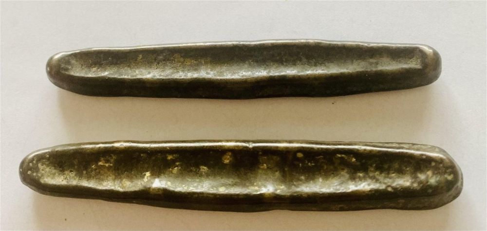 Lot 375: Canoe money bronze silver