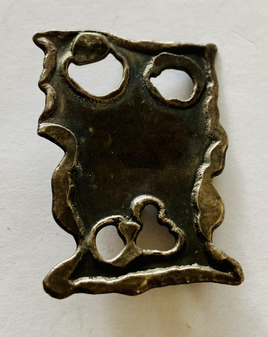 Lot 368: Sterling vintage owl pin