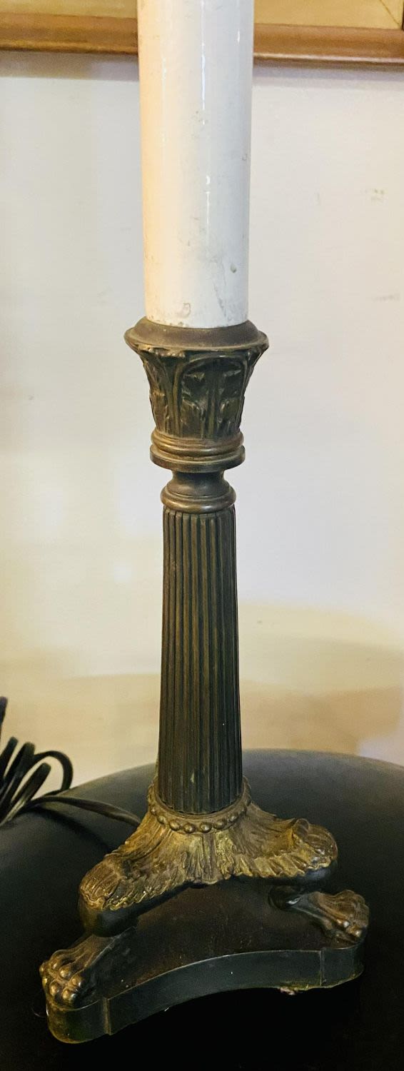 Lot 488: Bronze antique lamp claw feet