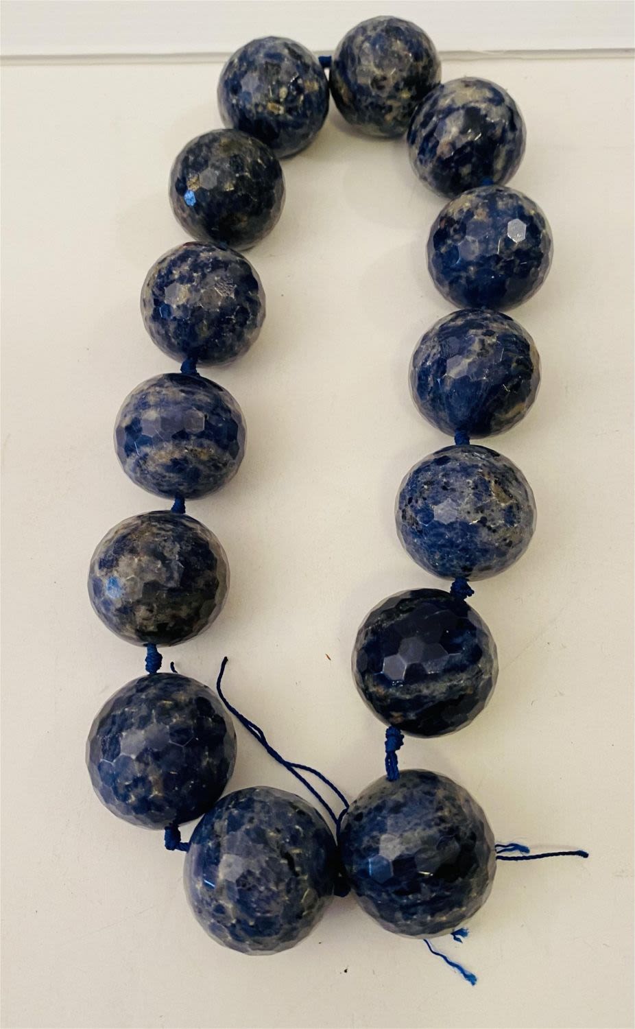 Lot 189: Kyanite faceted beads 1 inch size