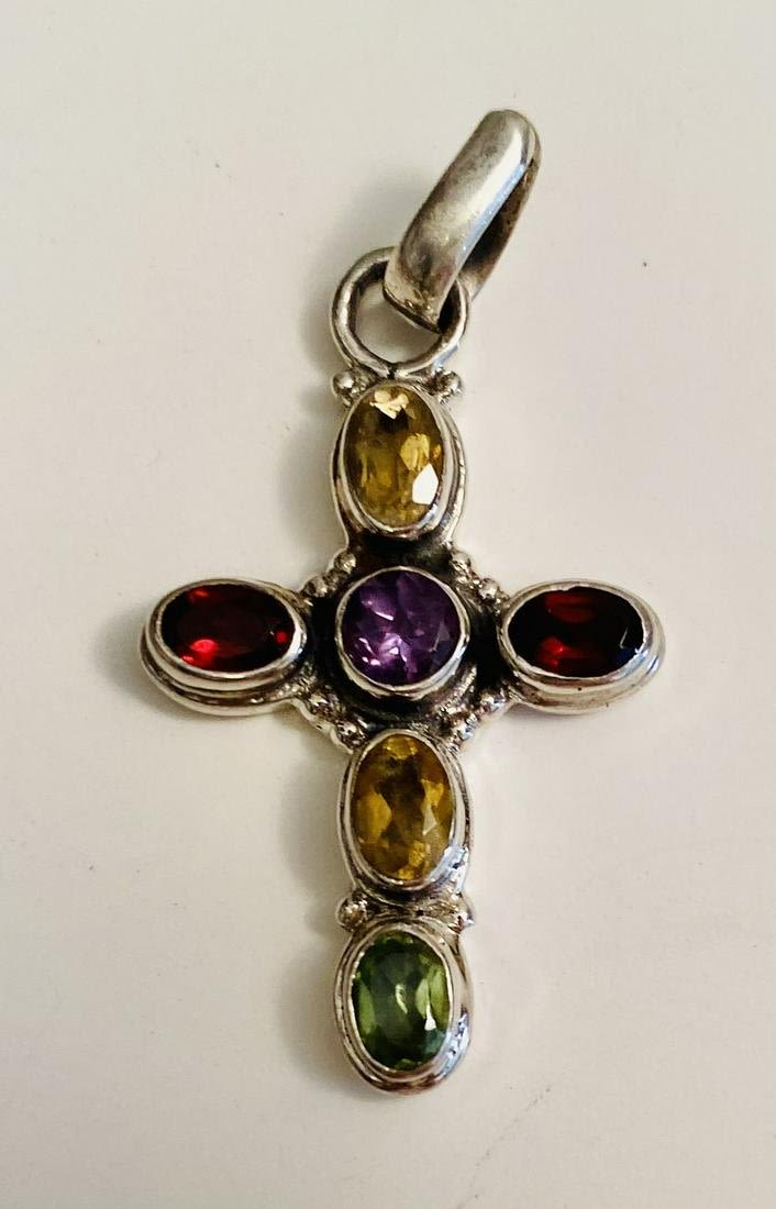 Lot 257: Sterling gemstone cross pendant