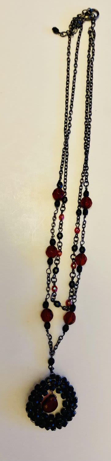 Lot 384: Costume necklace burgundy red double chain