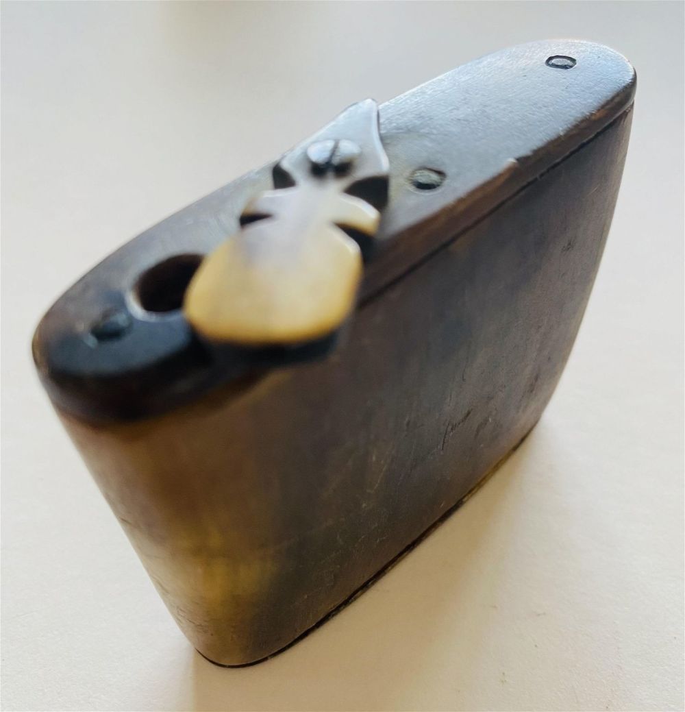 Lot 390: Victorian snuff box hand designed