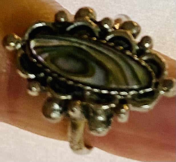 Lot 409: Abalone ring shell