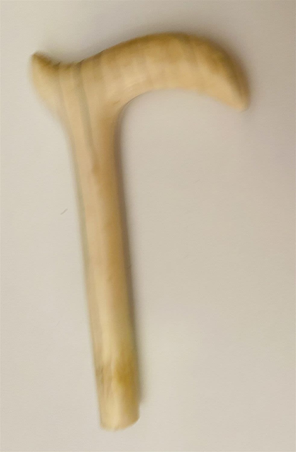 Lot 184: Vintage cane handle bone