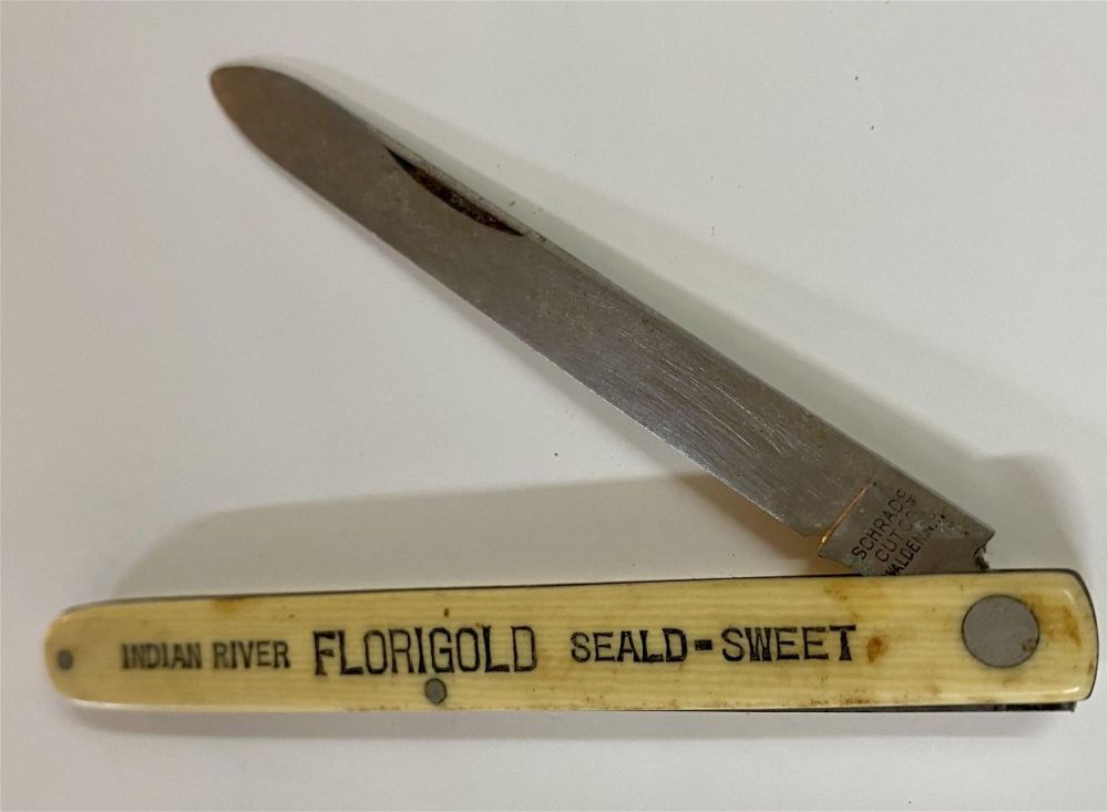 Lot 228: Old knife-Indian river Florigold marked