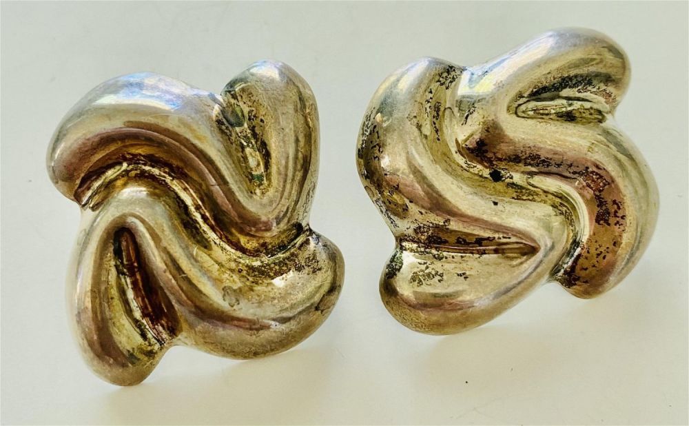 Lot 253: Sterling vintage earrings mid century