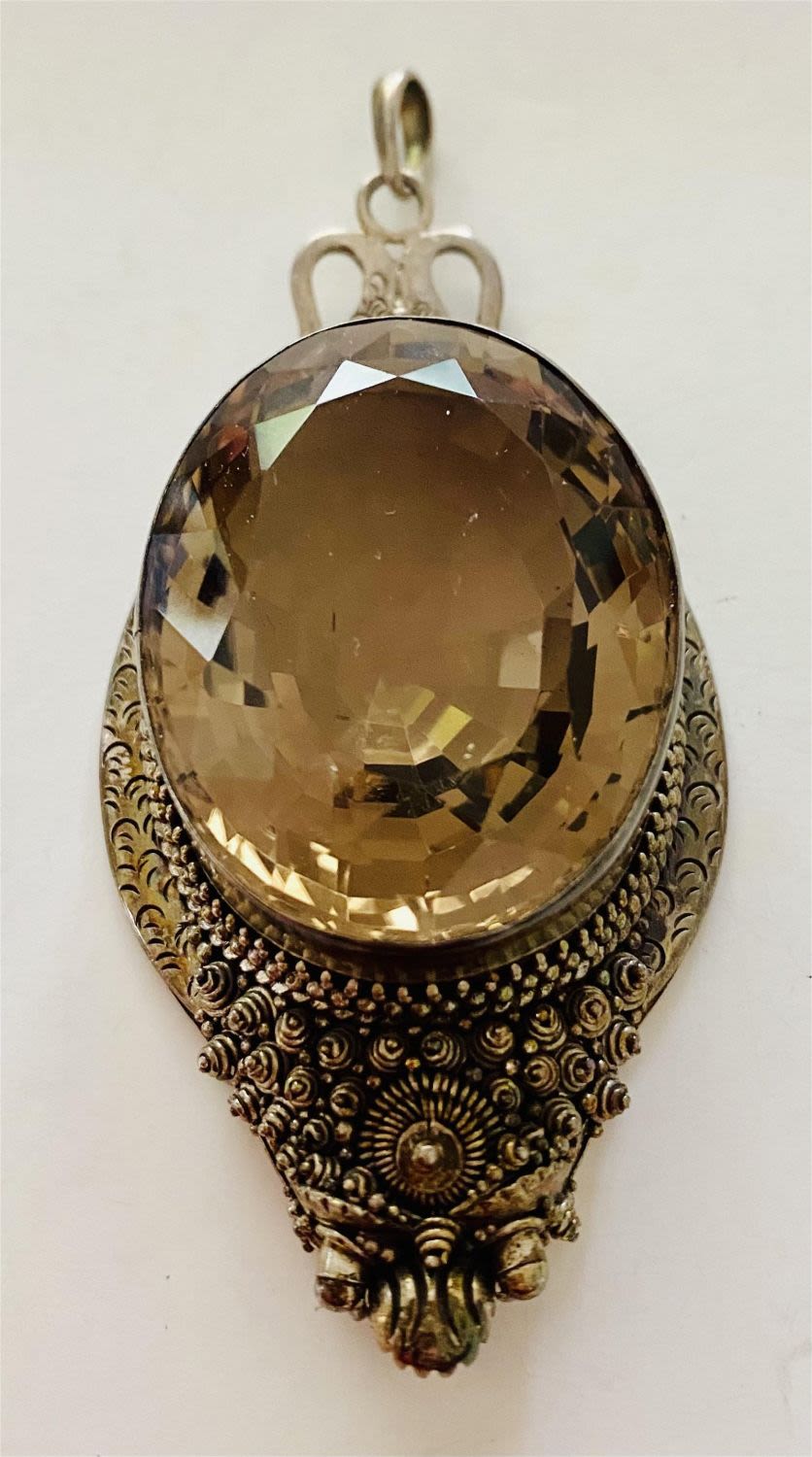 Lot 435: Smoky topaz massive cut stone sterling setting pendant