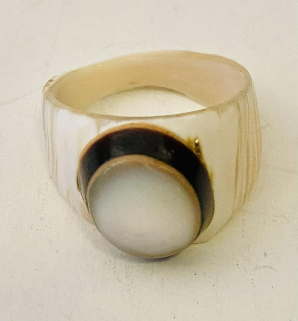 Lot 450: Mother of pearl ring custom