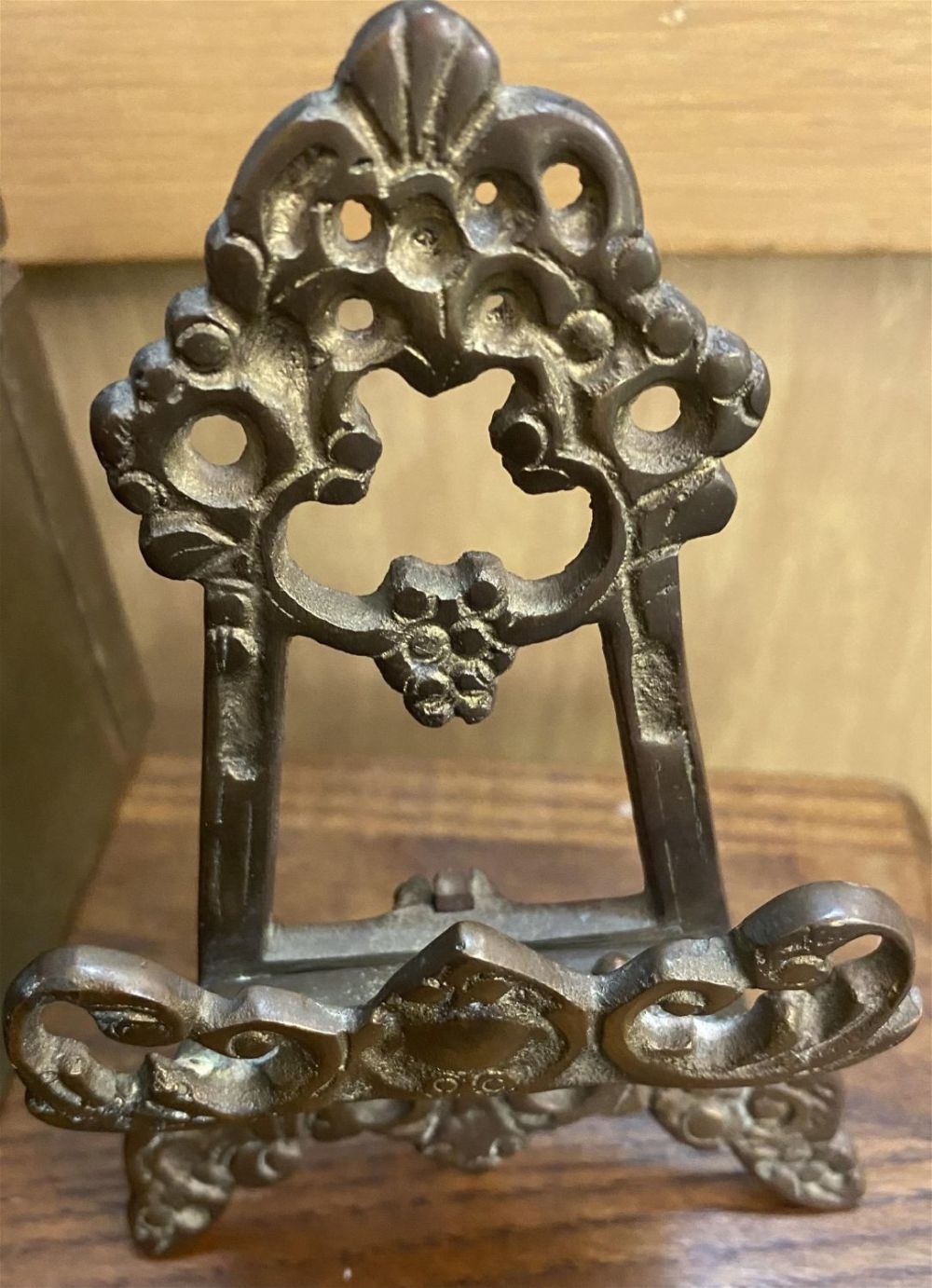 Lot 469: Brass small easel vintage