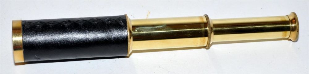 Lot 238: Brass telescope 3 drawer
